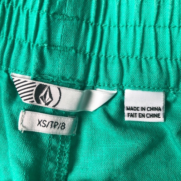 Volcom linen shorts - Picture 2 of 4